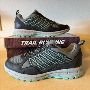 Fila Evergrand TR 22.5 Trail Sneakers - Black and Light Blue Women’s 9.5